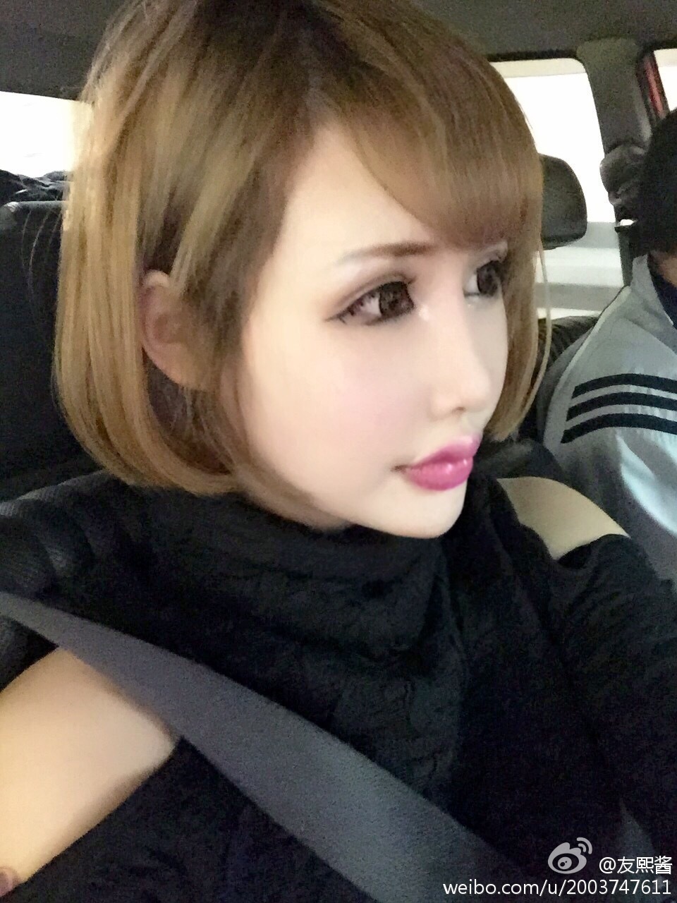 G罩美胸 火爆的辣子 友熙酱 微博自拍破解私密图片 3